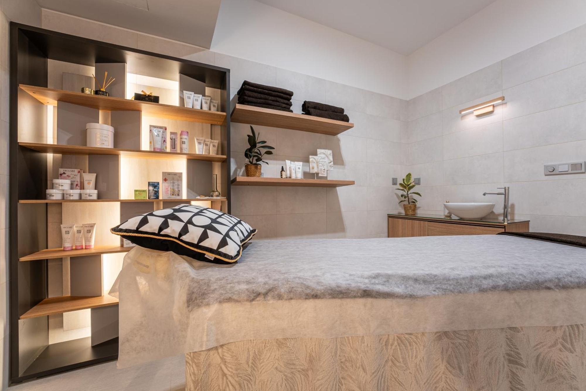 Cannes - Grota Solna, Sauna Finska Bed & Breakfast